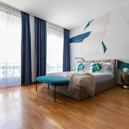 Beplace Apartments In Duomo-2